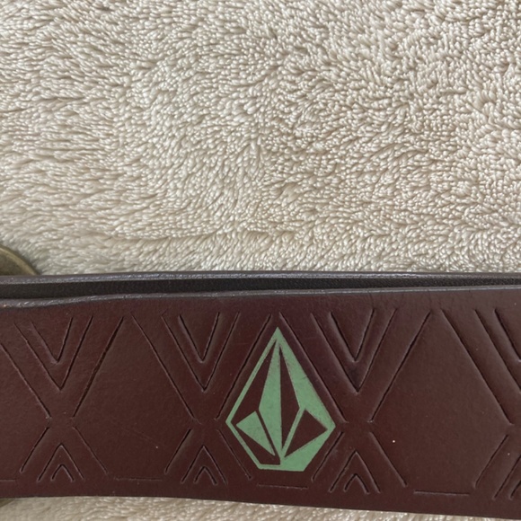 Volcom Stone Brown Leather Belt Aqua Logo Small - Picture 3 of 8